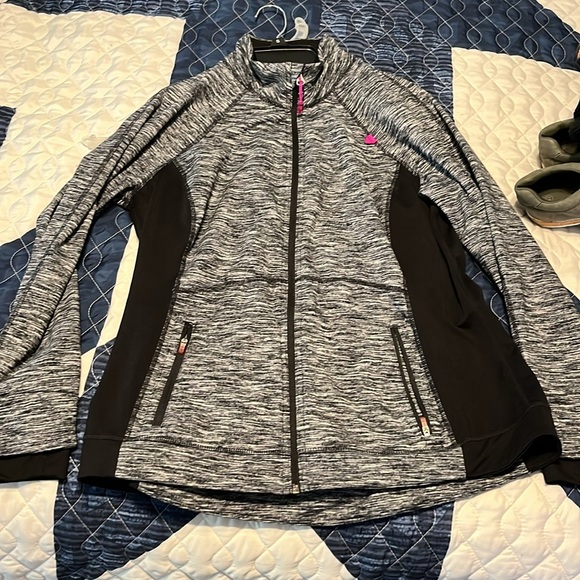 Tangerine brand ladies workout hoodie.  Size XXL - Picture 2 of 5